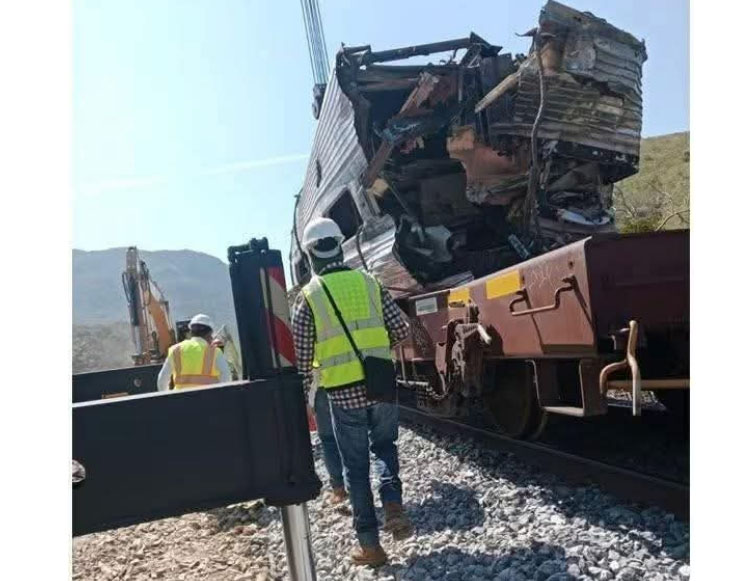Familiares del victimas del descarrilamiento del Tren Interoceánico presentarán denuncia, en la FGR