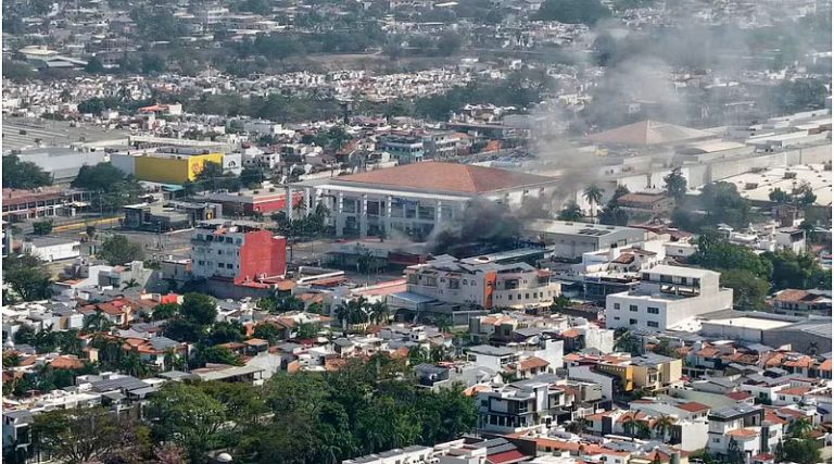 Sin bloqueos activos en carreteras federales tras abatimiento de “El Mencho”, líder del CJNG