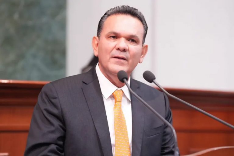 Sale de terapia intensiva el diputado Torres Félix