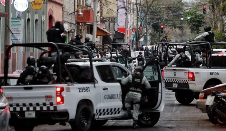 GN mantiene fuerte operativo de custodia en la FEMDO, donde están los restos de “El Mencho”