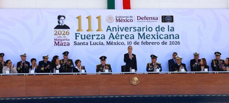 Sheinbaum preside el 111 Aniversario de la Fuerza Aérea Mexicana