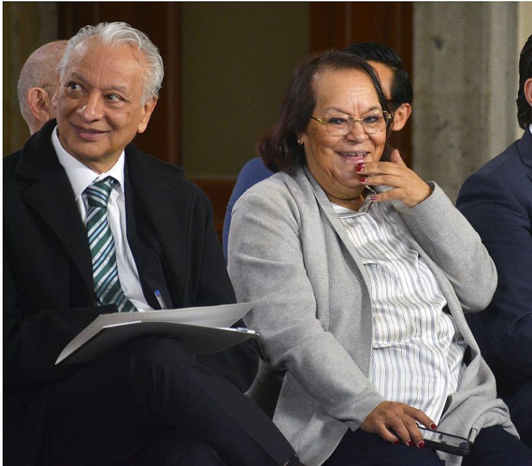 Morena premia a los funcionarios corruptos; un caso representativo, el de Marcela Villegas Silva