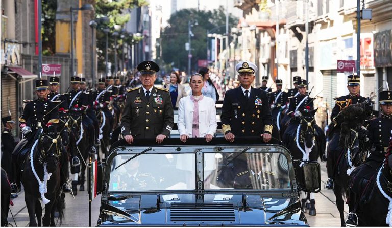 Sheinbaum encabezó la Marcha de la Lealtad