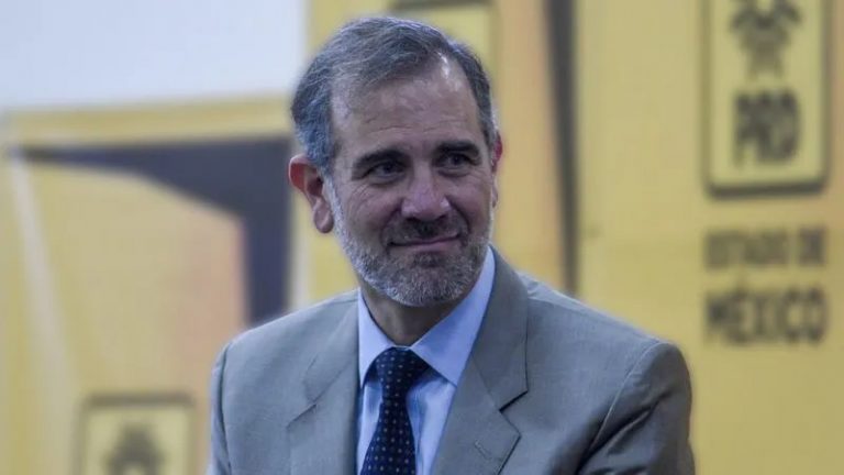 Exministros y exconsejero del INE impulsan nueva fuerza política