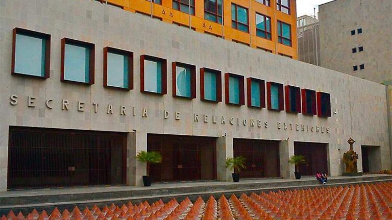 SRE alerta a mexicanos por conflicto en Medio Oriente