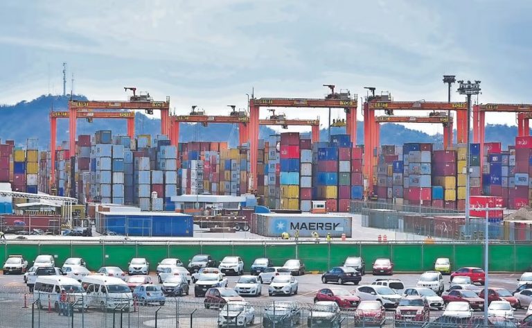 Puertos de Manzanillo exigen pagos “por seguridad” a barcos en terminales