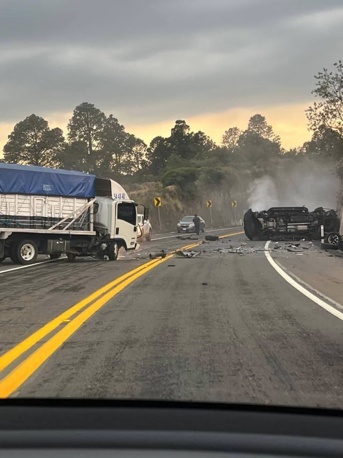 Tragedia en carretera: muere hijo del director de BBVA México en accidente