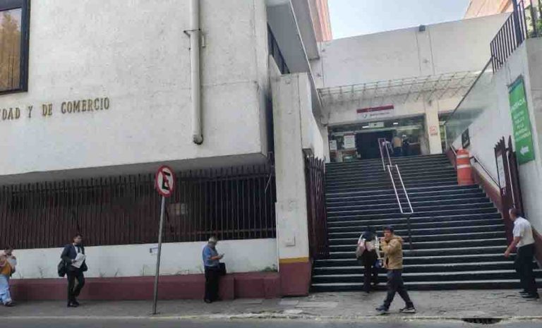 Coyotes operan a sus anchas en Registro Público de la Propiedad de CDMX