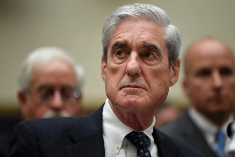 Trump, alegre por muerte de Robert Mueller, ex director de FBI