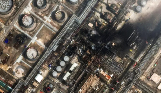 Escalada total: ofensiva de EE. UU. e Israel deja casi 800 muertos en Irán