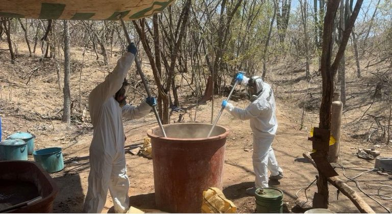 Marina y FGR neutralizan un laboratorio clandestino; en Mocorito, Sinaloa