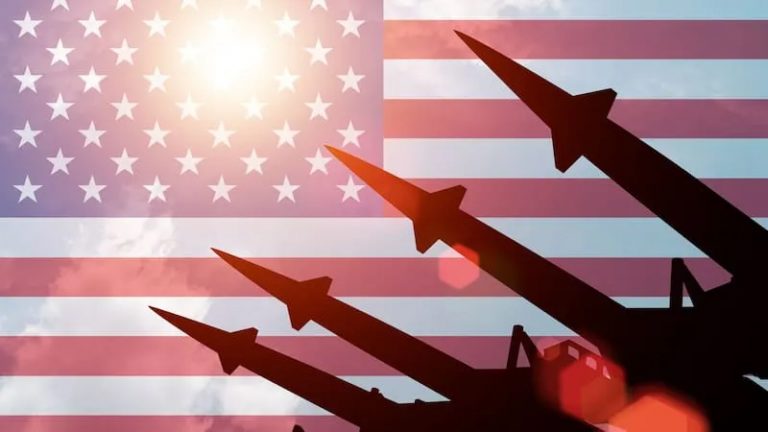 EE.UU. acelera producción de misiles de precisión