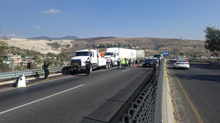 Asesinan a trailero en la Chamapa-Lechería-La Venta