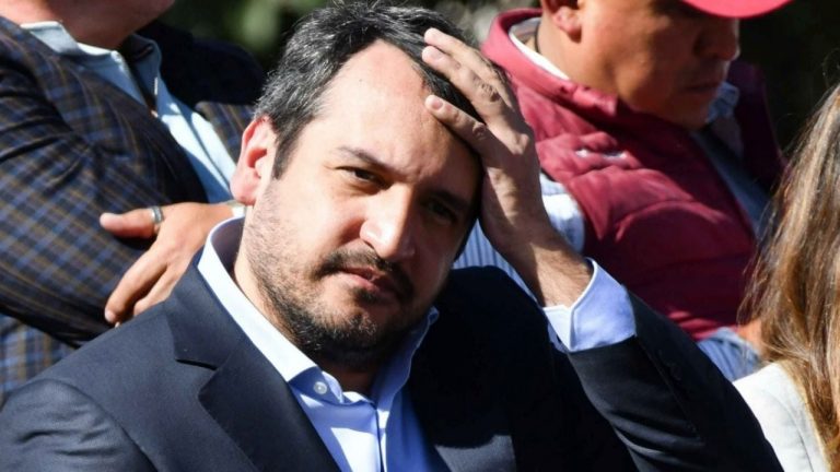 Morena oculta costos de credenciales para millones de afiliados