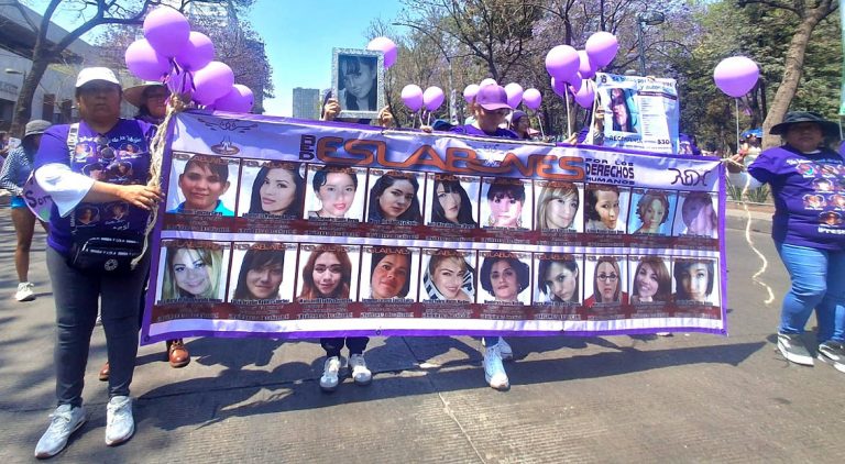 “México se está cayendo a pedazos”, familias de desaparecidos