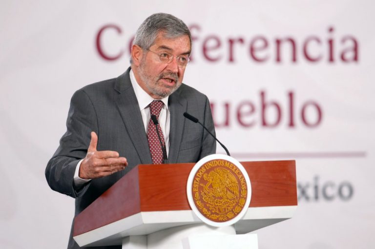 Rumores indican que Juan Ramón de la Fuente, dejaría la cancillería por motivos de salud