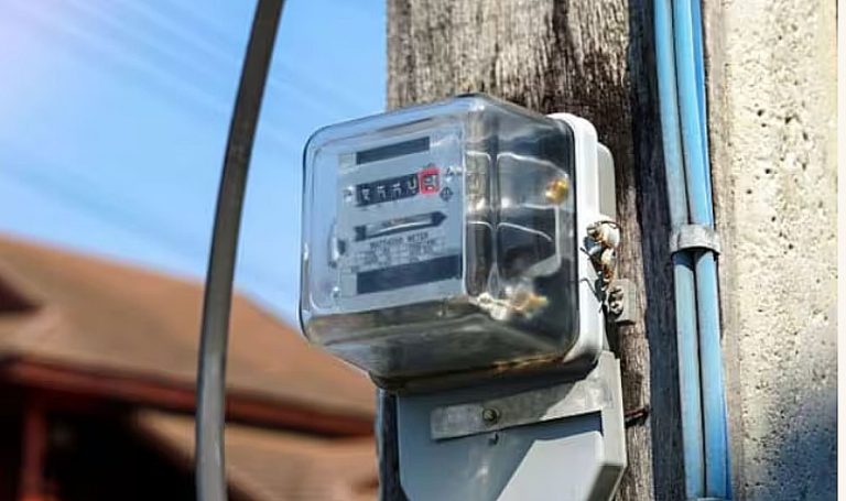 Es oficial CFE visitará casa por casa para, cambiar el medidor de luz