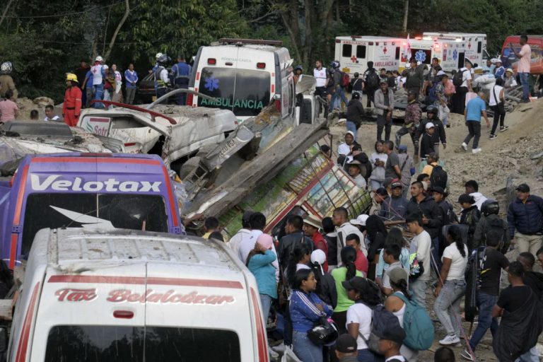 Ataque con explosivos en Colombia deja al menos 19 muertos y 48 heridos