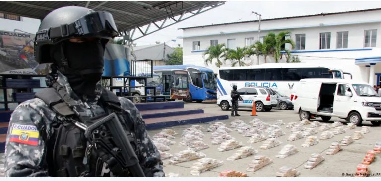 Ecuador y la DEA buscan fortalecer cooperación antidrogas