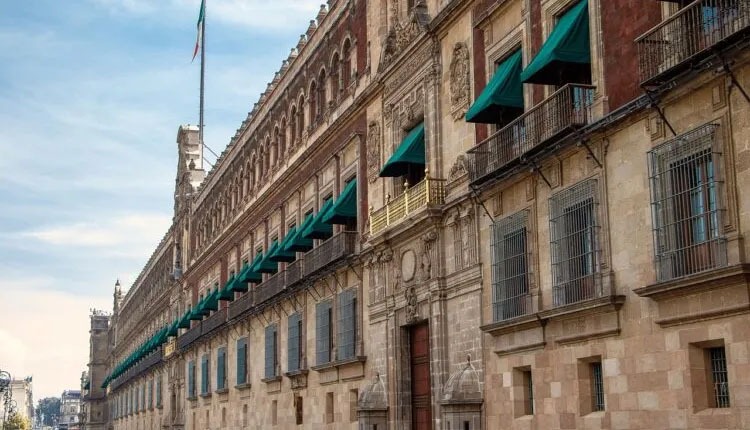 Hacienda y EU toman acciones contra red de tráfico de drogas sintéticas