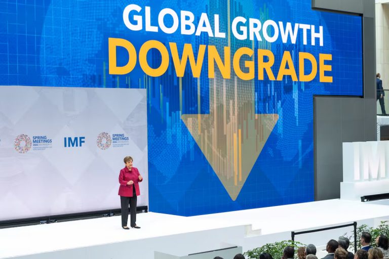 El FMI advierte de la amenaza de recesión mundial, por guerra