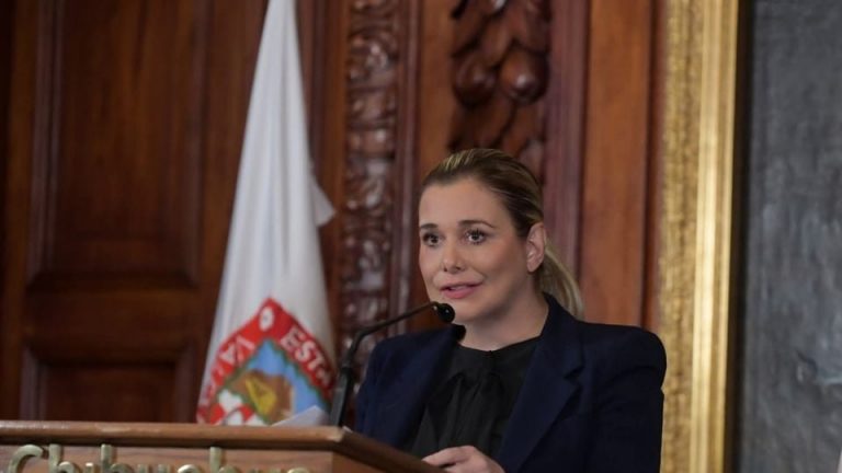 Maru Campos no asistirá al Senado para proteger investigación