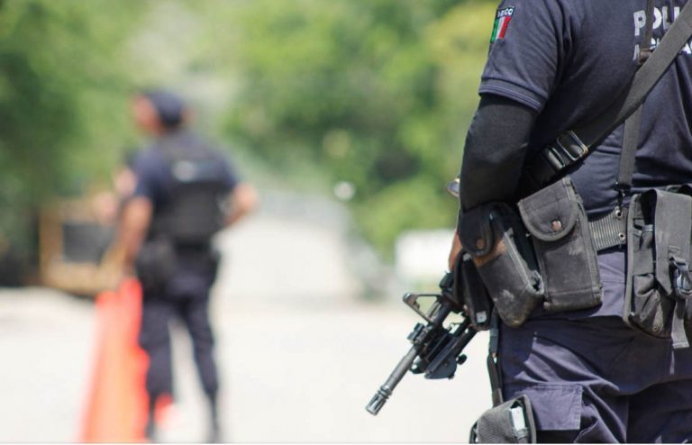 Denuncian a policías municipales, brazo armado de criminales en tierra caliente