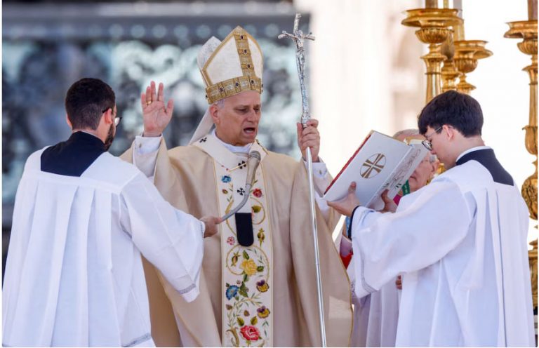 “Que quienes tienen el poder de desatar guerras elijan la paz”, León XIV en Pascuas