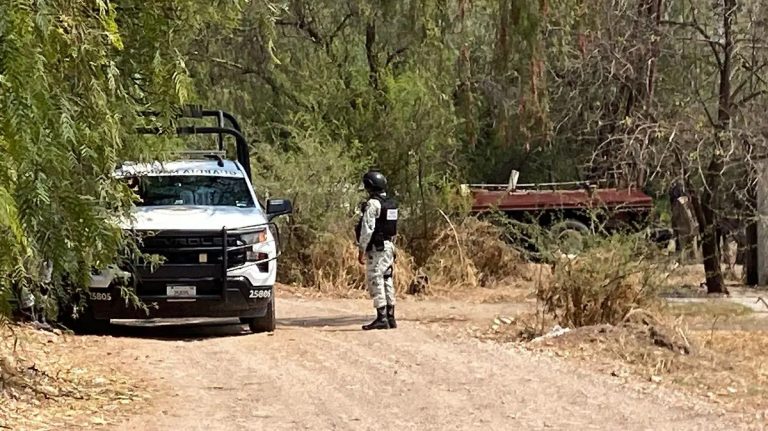 Hallan pozotumba del crimen; suman 25 los cadáveres rescatados