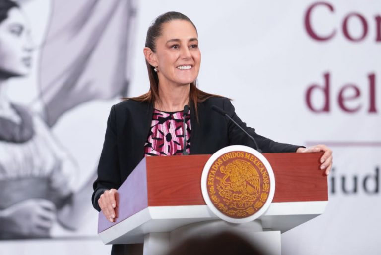 Sheinbaum llega a España para la Cumbre en Defensa de la Democracia