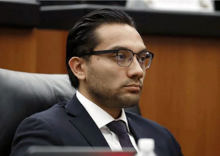 Sheinbaum nombró a Héctor Alonso Romero Gutiérrez, como nuevo director de Aduanas