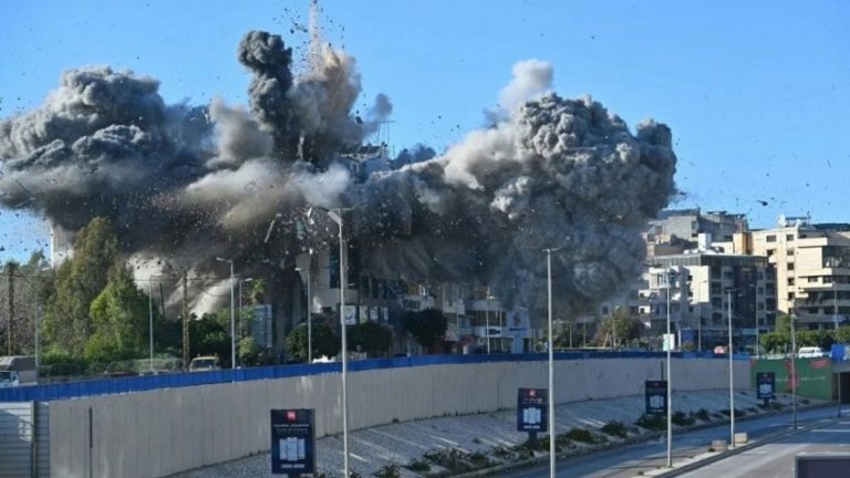 Irán cumple amenaza, bombardea centros de Amazon y Oracle en Bahréin y Dubai