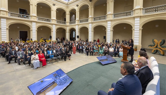 Docentes de la UAEMéx, ejemplo de compromiso con la educación pública