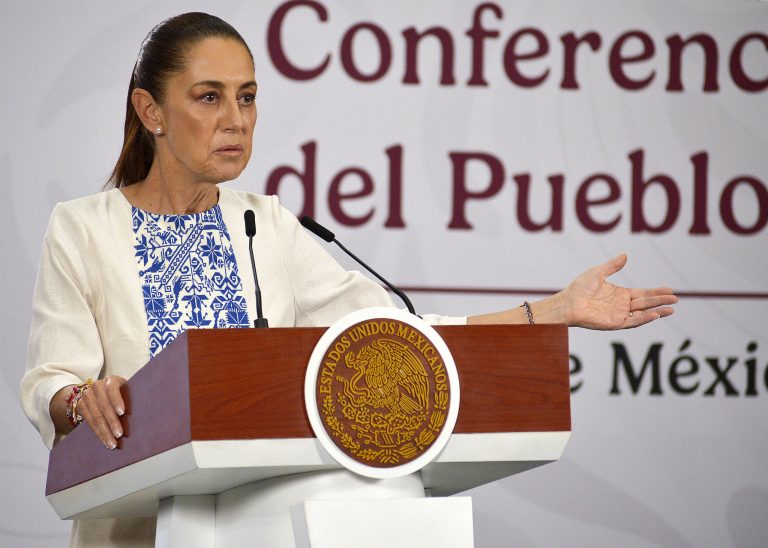 Rubén Rocha Moya mantiene seguridad tras pedir licencia, Sheinbaum