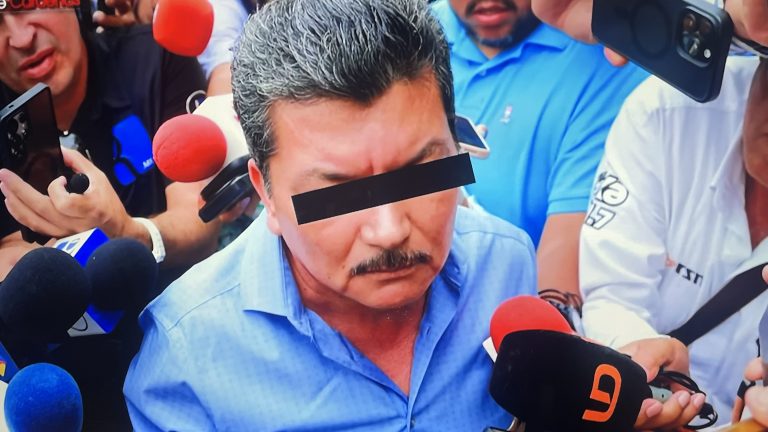 Se entrega Marco Antonio Almanza Avilés en EE. UU.