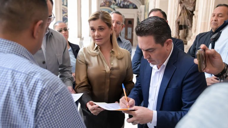 FGR cita a Maru Campos a declarar por caso de agentes de la CIA