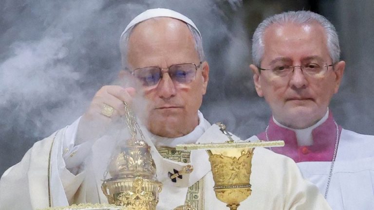 Rubio intenta enfriar tensiones con el Vaticano