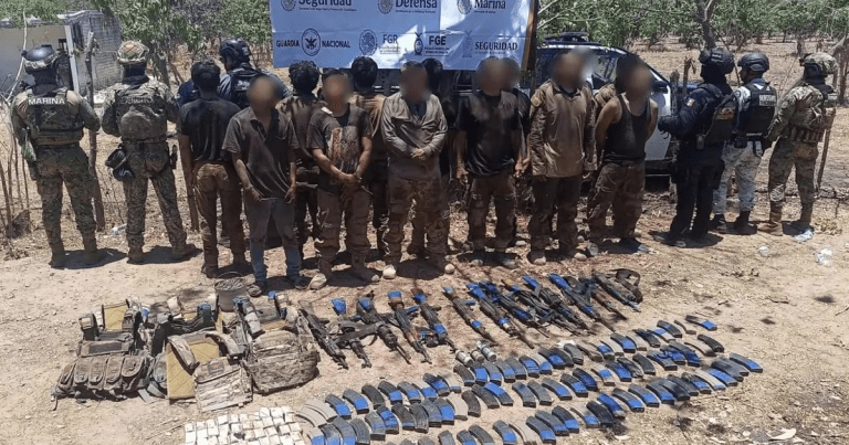 Marina y fuerzas federales capturan a 13 miembros de Los Chapitos tras ataque armado