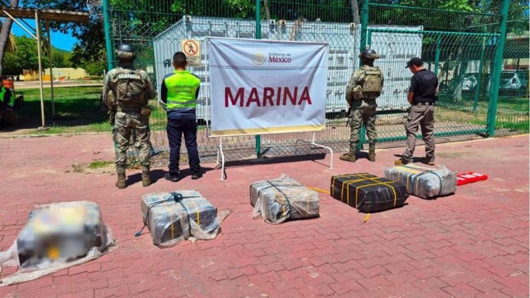 Marina asegura 270 kilos de cocaína en puerto de Manzanillo