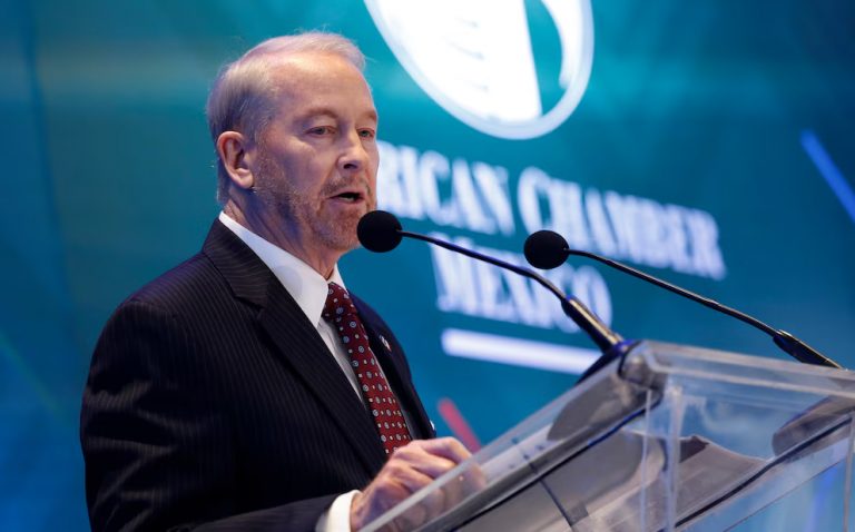 Embajador de EEUU en México anuncia decomiso de 43 mil cartuchos, en un solo día en la frontera