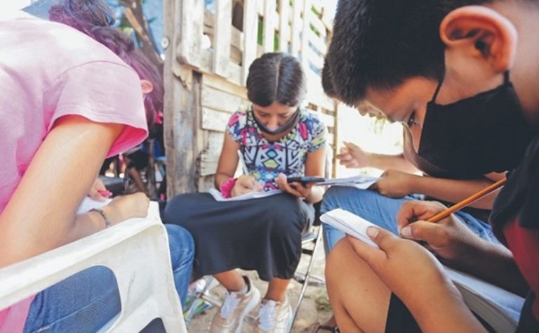 Rezago educativo alcanza a 27 millones de mexicanos