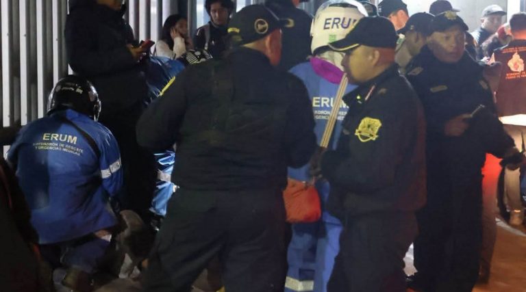 Fallecen tres personas por asfixia durante celebración en el Ángel, tras victoria de Mexico