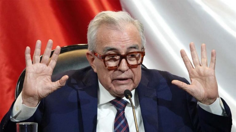 Rubén Rocha Moya estaría en conversaciones con EEUU, para entregarse