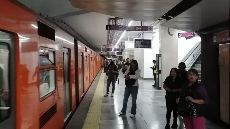 Reportan retrasos en las Líneas 2 y 3 del STC Metro