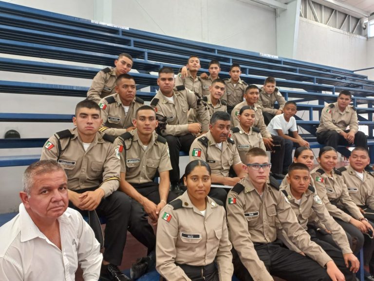 SEP no autoriza escuelas militarizadas en México