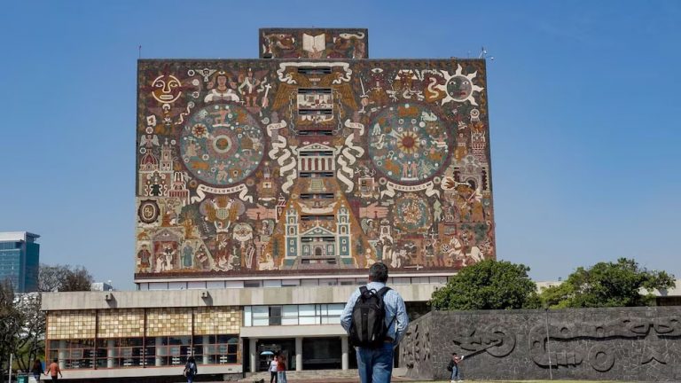 UNAM suspende inscripciones para estudiantes de primer ingreso