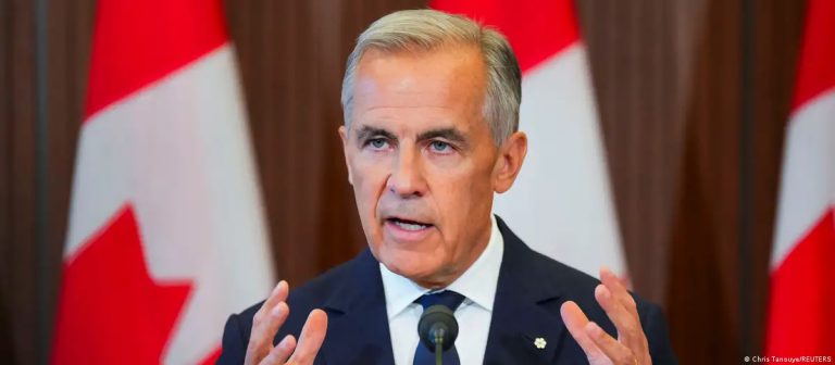 Canadá impone aranceles de hasta 50% a más de 700 productos a EE.UU.
