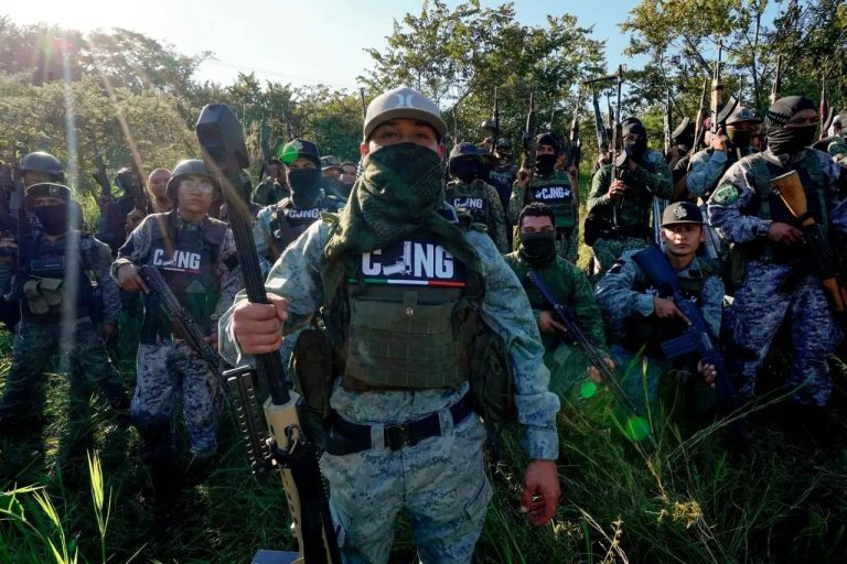EE.UU. ofrece más de 100 millones de dólares por cúpula de CJNG
