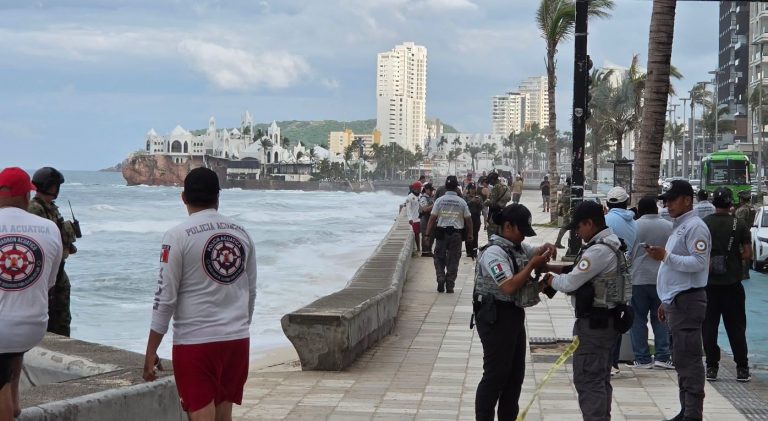 Localizan cuerpo de joven reportado como desaparecido en el mar, en Sinaloa
