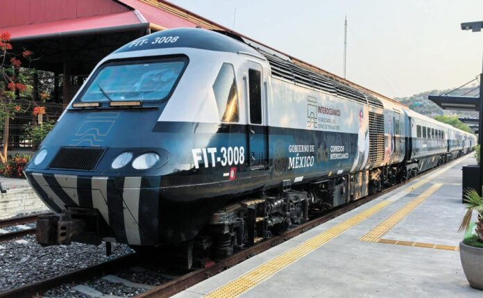 Tren Interoceánico cubre apenas 3% de sus costos y acumula ocho siniestros